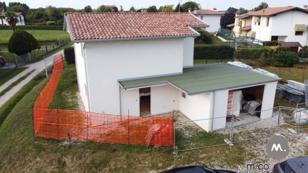 Villa nuova a Azzano Decimo - Villa ristrutturata Azzano Decimo