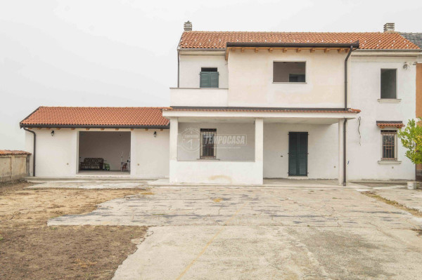 Villa nuova a Tornaco - Villa ristrutturata Tornaco