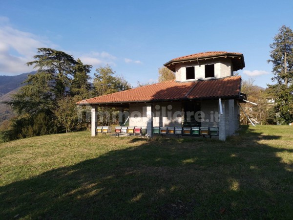 Villa nuova a Azzio - Villa ristrutturata Azzio