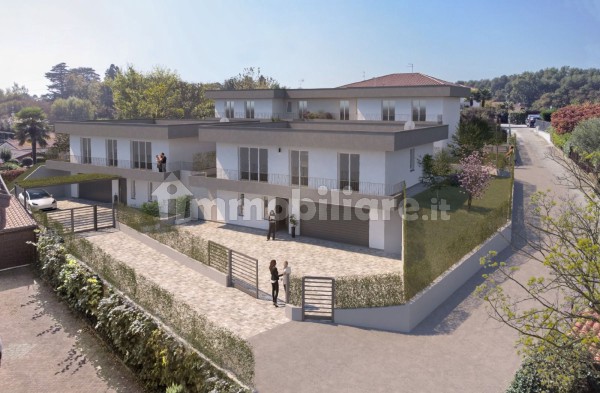 Villa nuova a Guanzate - Villa ristrutturata Guanzate