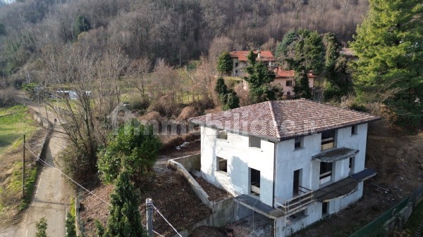 Villa nuova a Airuno - Villa ristrutturata Airuno