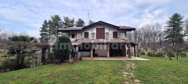 Villa nuova a Fagnano Olona - Villa ristrutturata Fagnano Olona