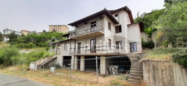 Villa nuova a Tagliolo Monferrato - Villa ristrutturata Tagliolo Monferrato