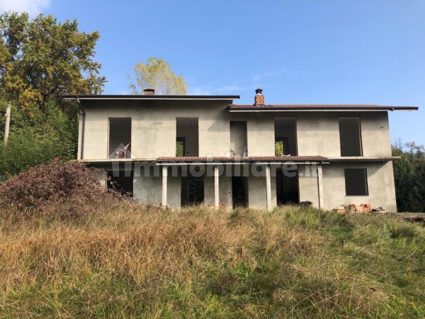 Villa nuova a Bagnolo Piemonte - Villa ristrutturata Bagnolo Piemonte