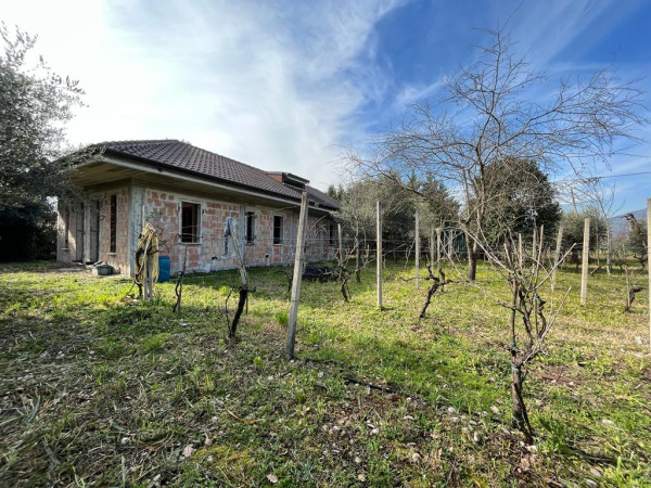 Villa nuova a Roccasecca - Villa ristrutturata Roccasecca